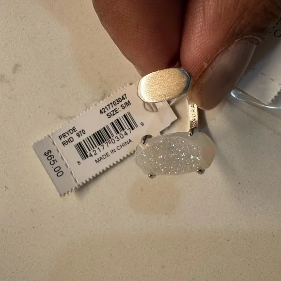 🎉LAST CHANCE🎉 KENDRA SCOTT
Pryde Ring Rose Gold/Iridescent Drusy - Picture 5 of 9